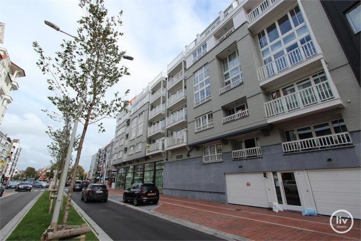 Appartement Spacieux A Knokke Extérieur photo